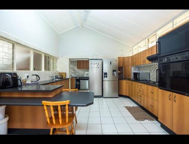 5 BEDROOM HOUSE FOR SALE IN GLENMORE